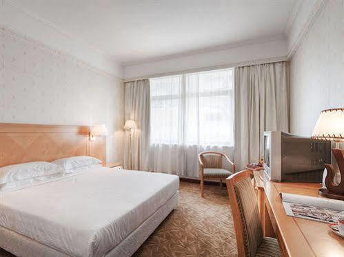 Starway Zhuhai Bihai Hotel ภายนอก รูปภาพ